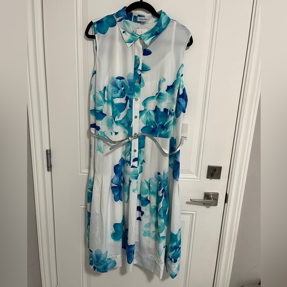 NWT - Calvin Klein Women’s Floral Print Belted Midi Dress - Size 18W / 1X